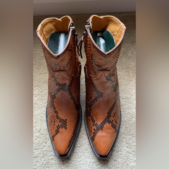 Tecovas Limited Edition Zoey - Picture 2 of 4